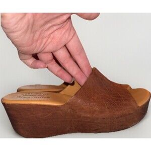 KORK-EASE Tutsi Brown Leather Slide Sandals Size 8 M Vintage